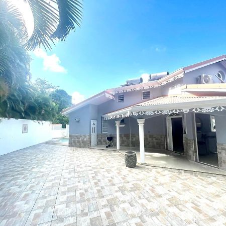 Les Appart Villa Sunbay Caraibes Avec Piscine Privative Vue Mer Et Montagne Le François Exteriör bild