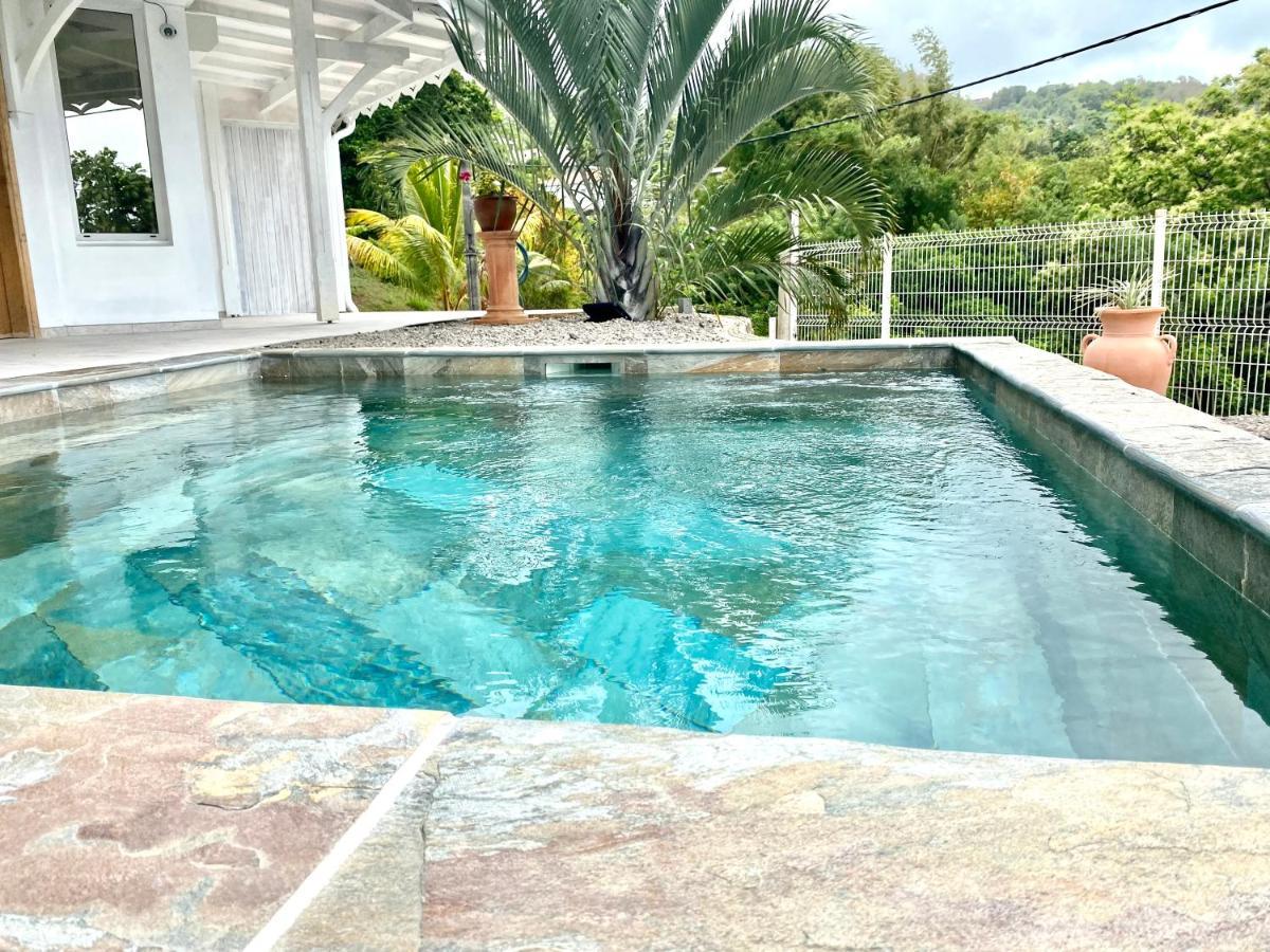 Les Appart Villa Sunbay Caraibes Avec Piscine Privative Vue Mer Et Montagne Le François Exteriör bild