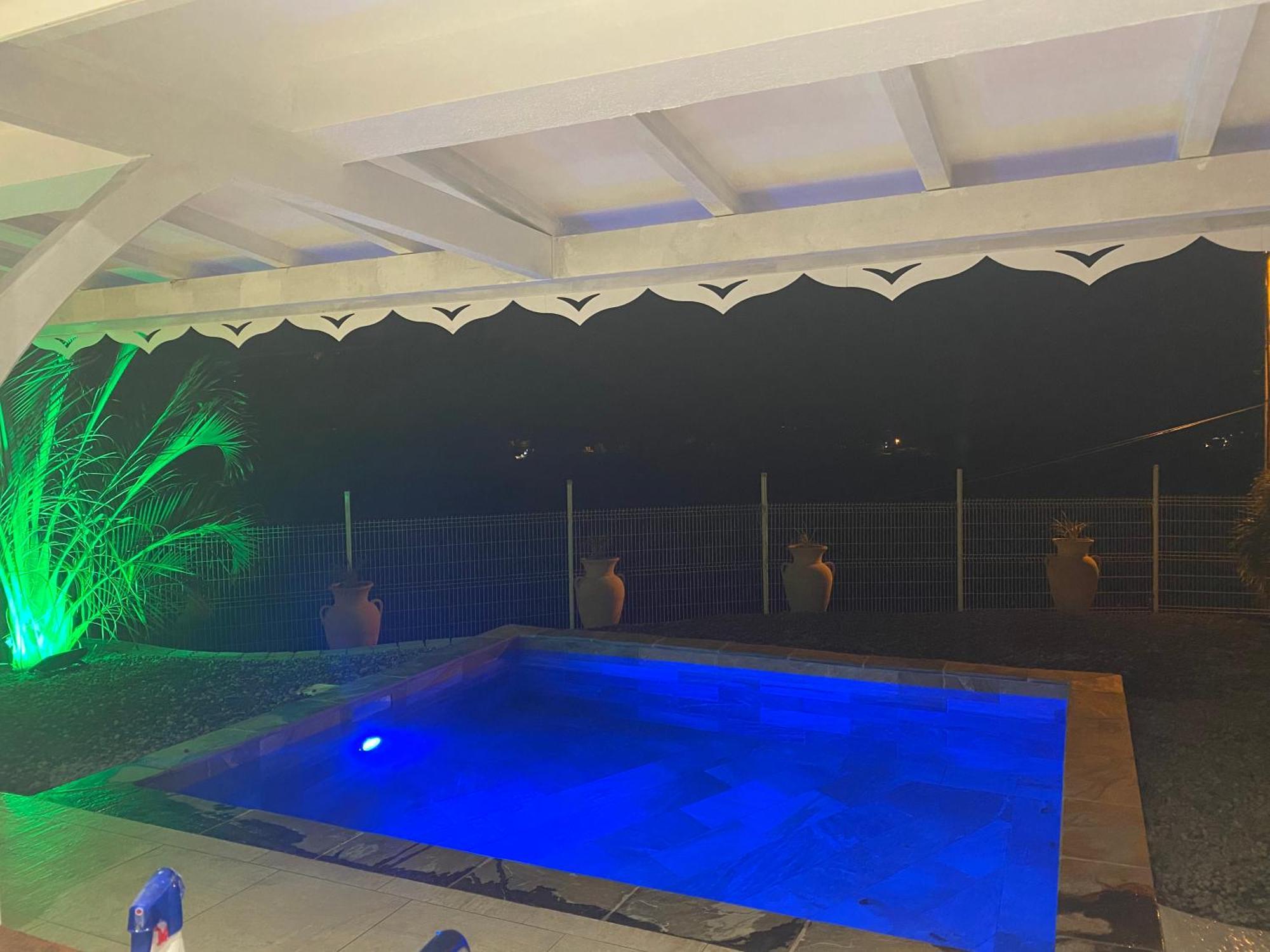 Les Appart Villa Sunbay Caraibes Avec Piscine Privative Vue Mer Et Montagne Le François Exteriör bild